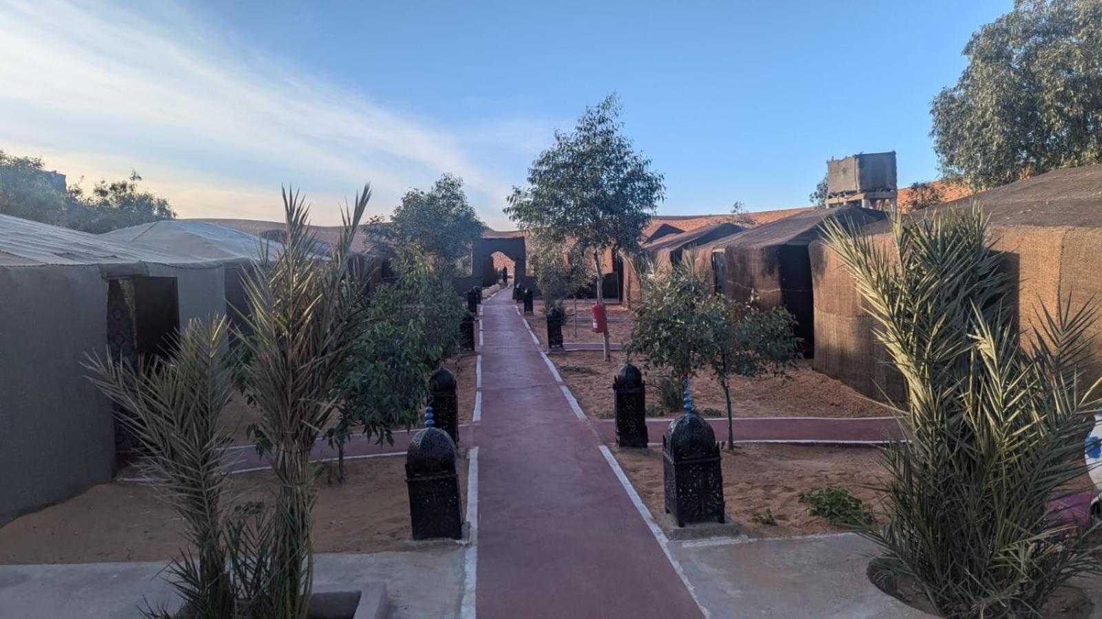 Hammadi Desert Camp เมอร์ซูกา ภายนอก รูปภาพ