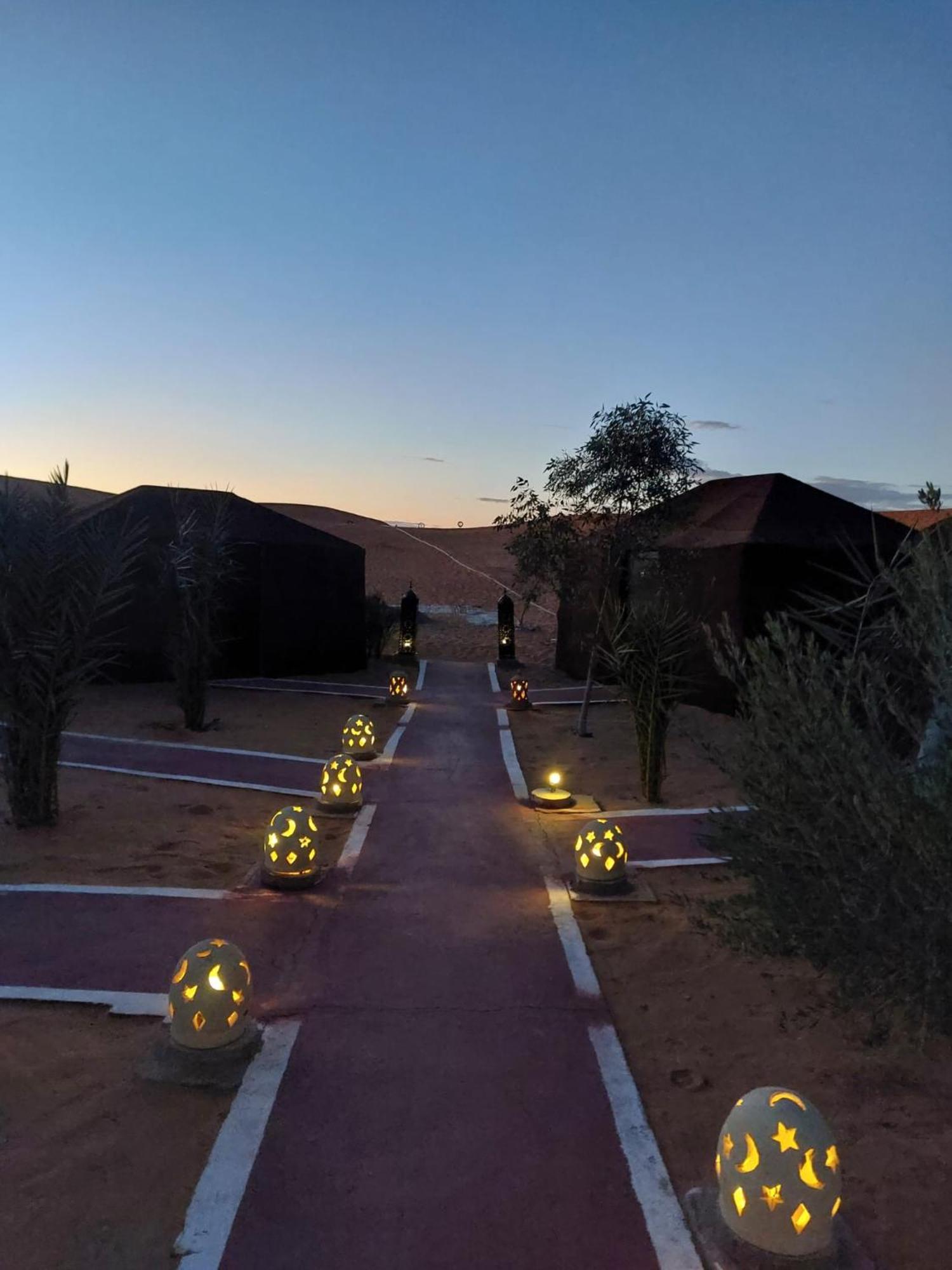 Hammadi Desert Camp เมอร์ซูกา ภายนอก รูปภาพ
